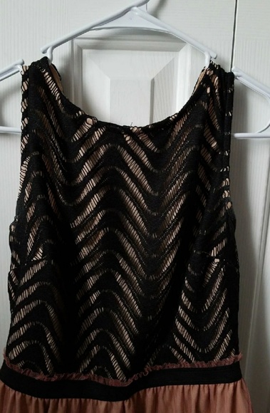 Classy pink dress - Picture 3 of 3